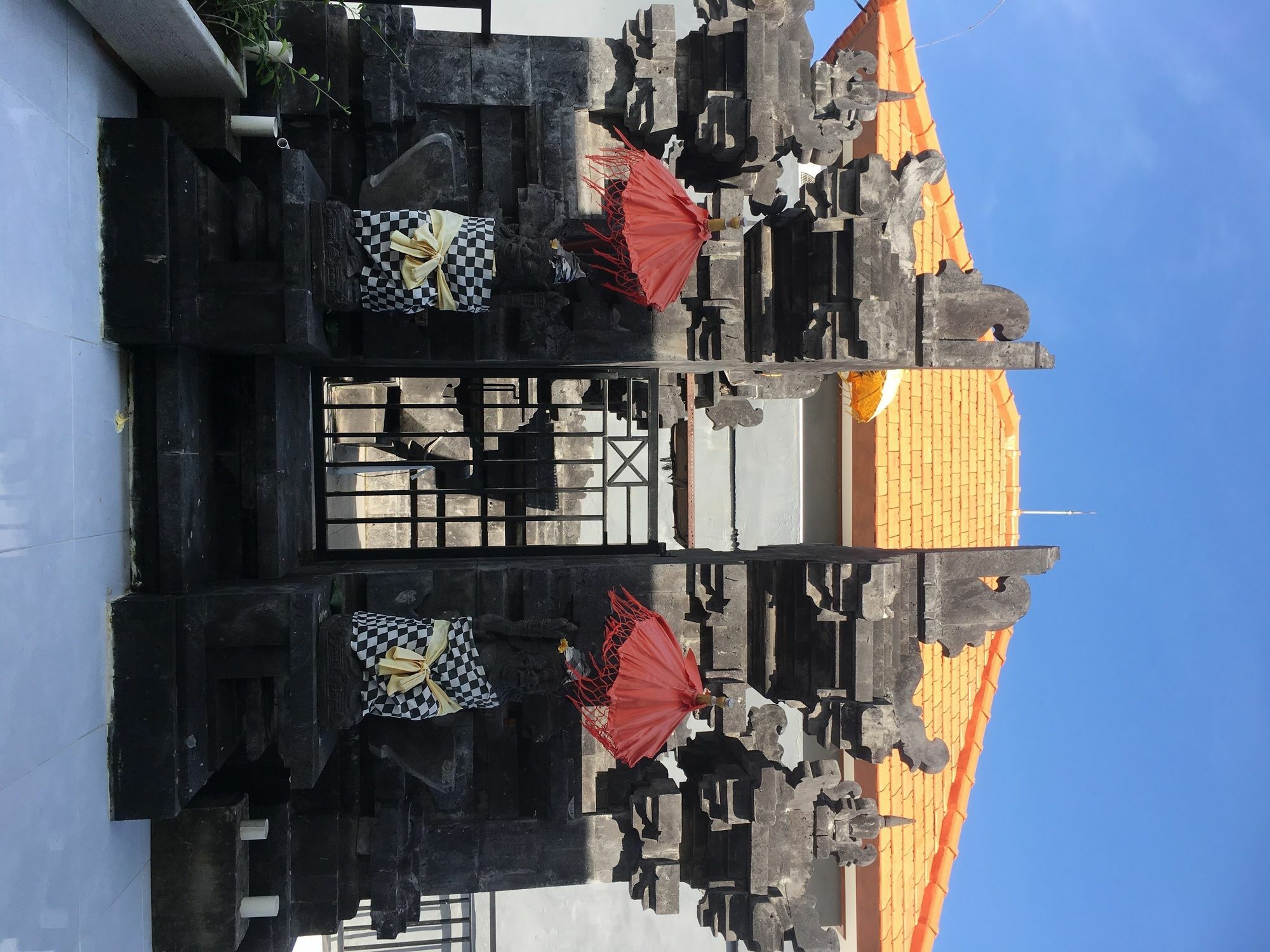 Sugiras Living Wisma tamu 2*